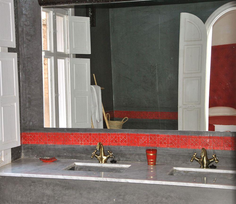Dar Crystal Hotel Marrakesh Exterior photo