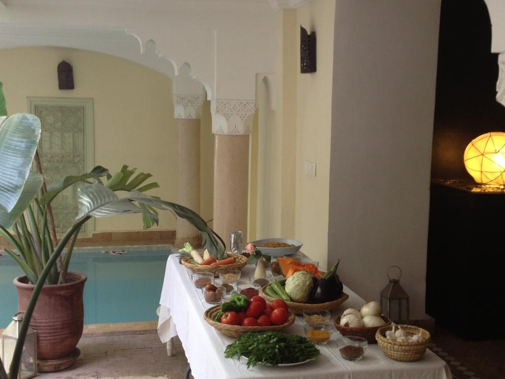 Dar Crystal Hotel Marrakesh Exterior photo